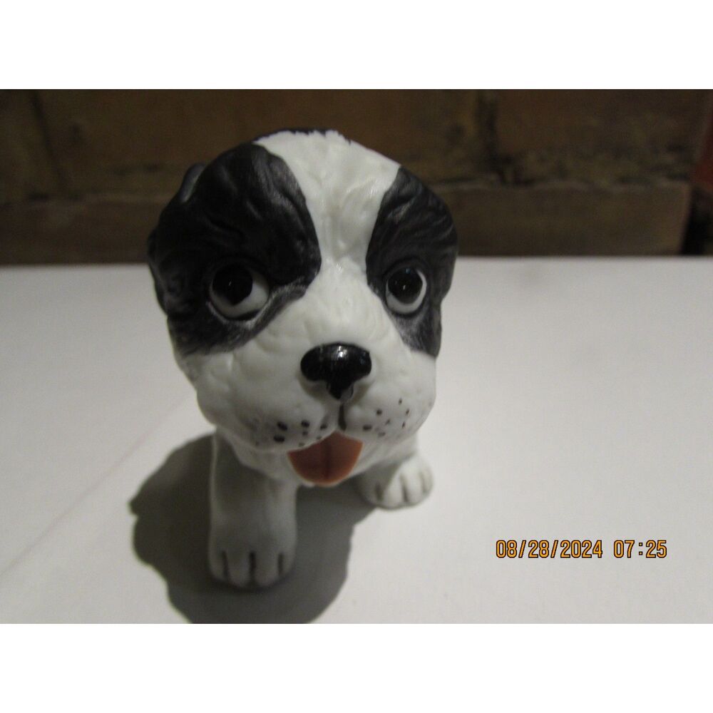 Homco sweet playful puppy dog SPRINGER SPANIEL white vintage Taiwan 3" figurine